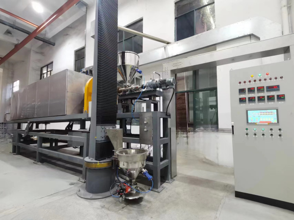 北京產(chǎn)品用途：工業(yè)粉體多功能實驗回轉(zhuǎn)爐